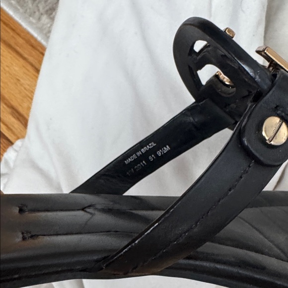 Tory Burch Black Sandals with Gold Emblem - Picture 4 of 4